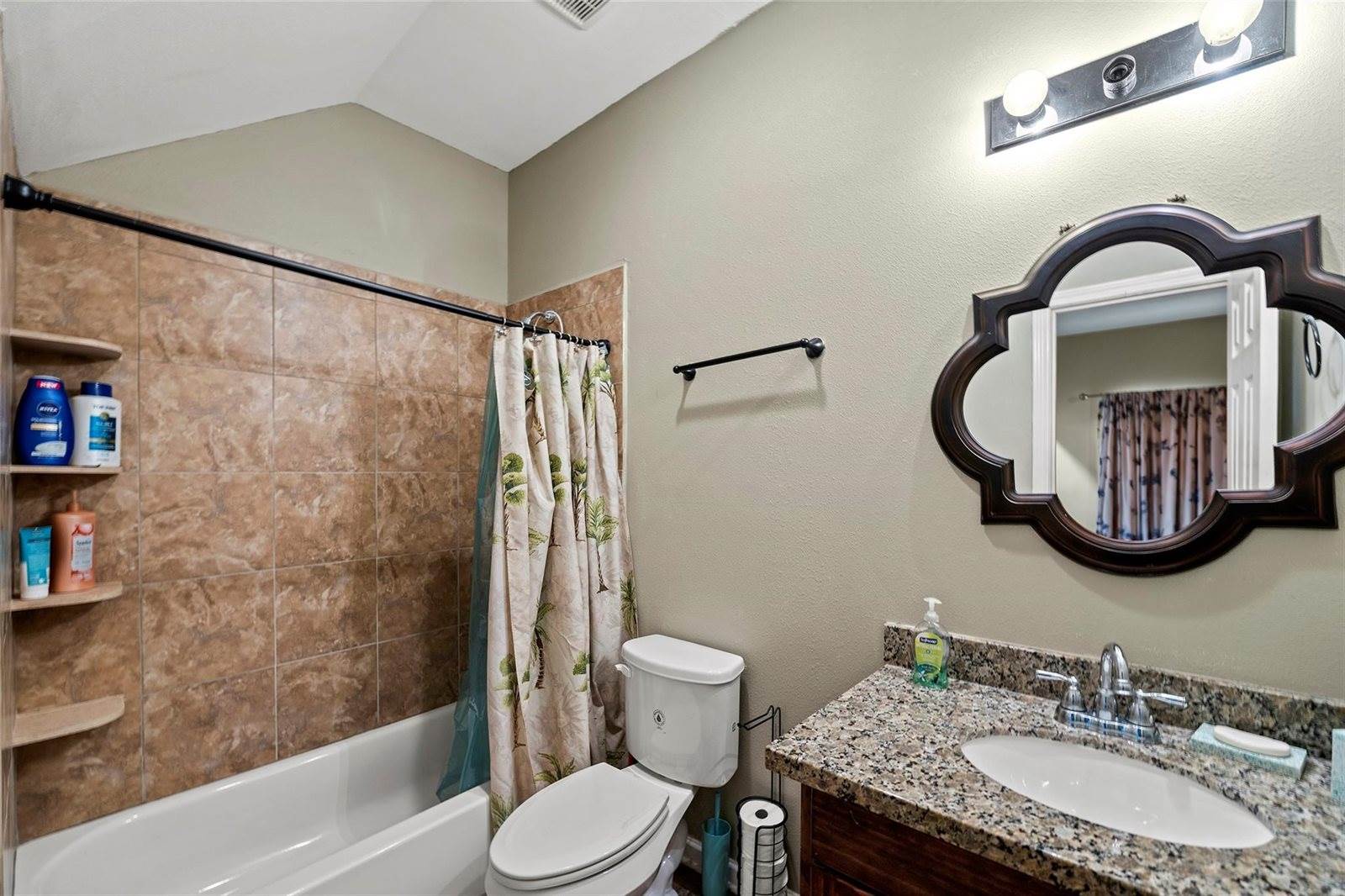 1131 West 22nd Street, Houston, TX 77008