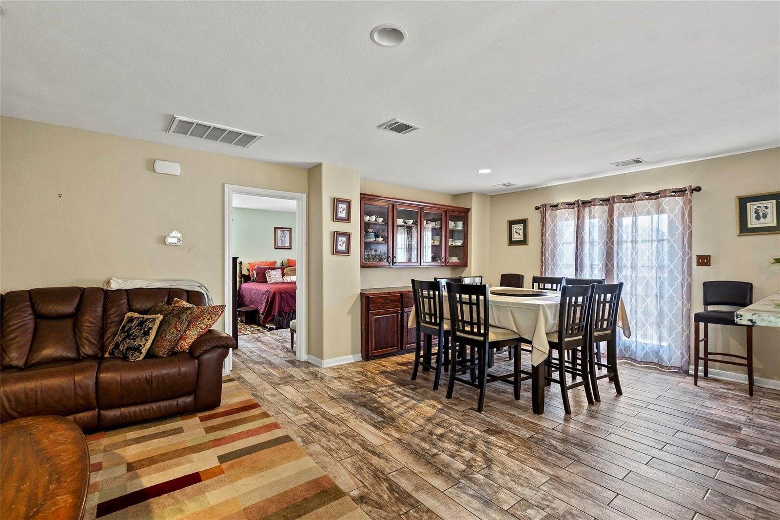 1131 West 22nd Street, Houston, TX 77008