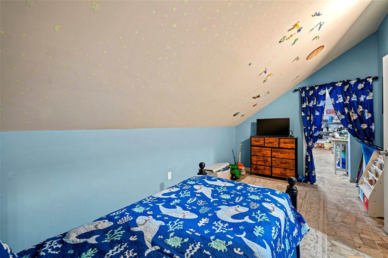 1131 West 22nd Street, Houston, TX 77008