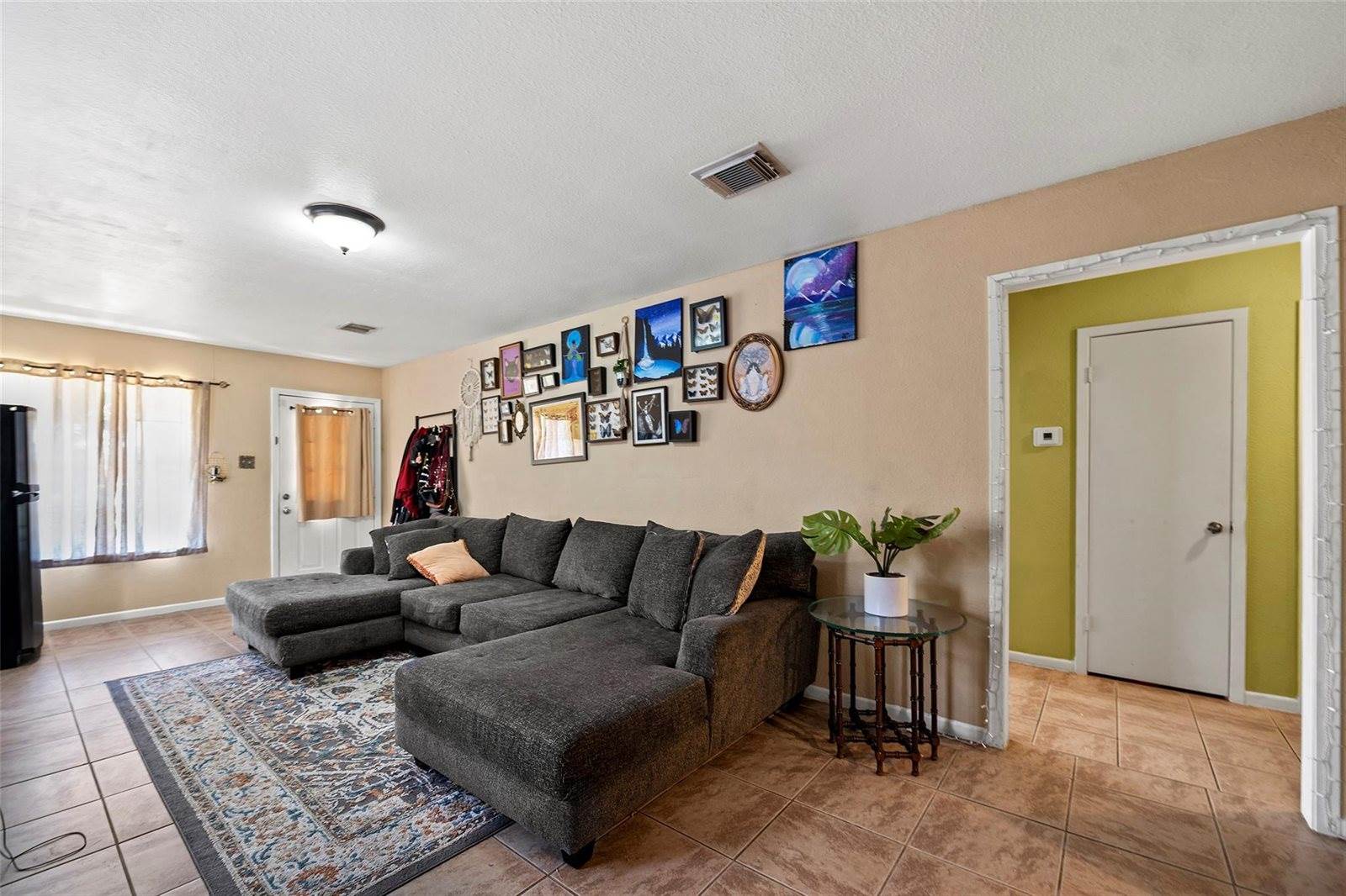 1131 West 22nd Street, Houston, TX 77008