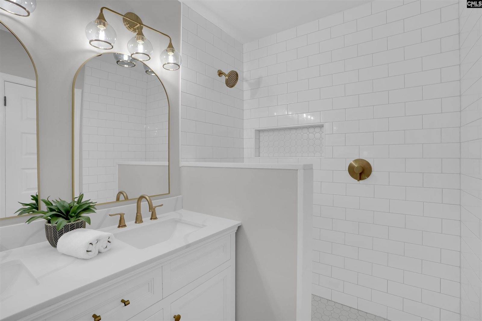 103 Chicorana, West Columbia, SC 29169