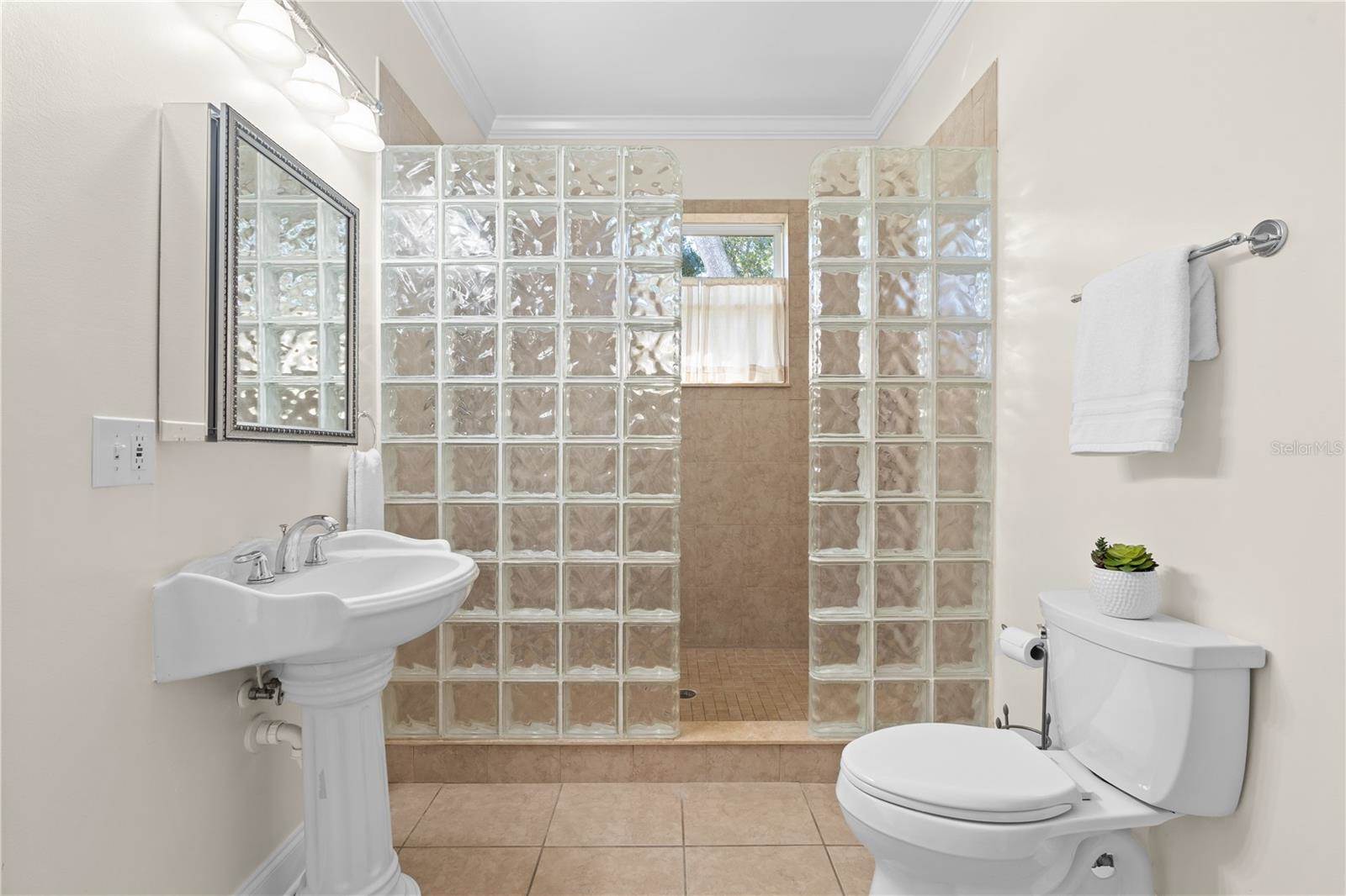 300 62ND Street North, Saint Petersburg, FL 33710