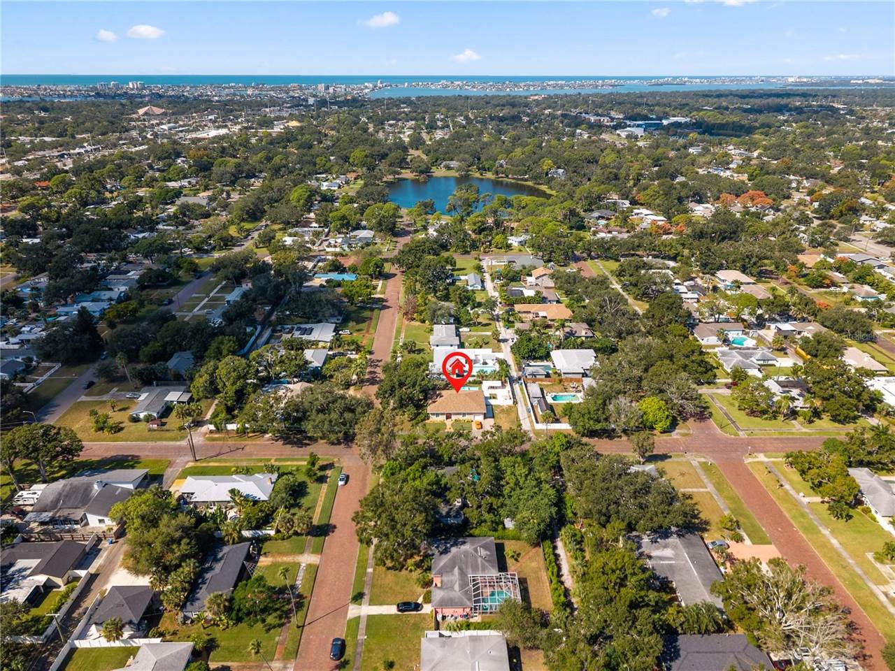 300 62ND Street North, Saint Petersburg, FL 33710