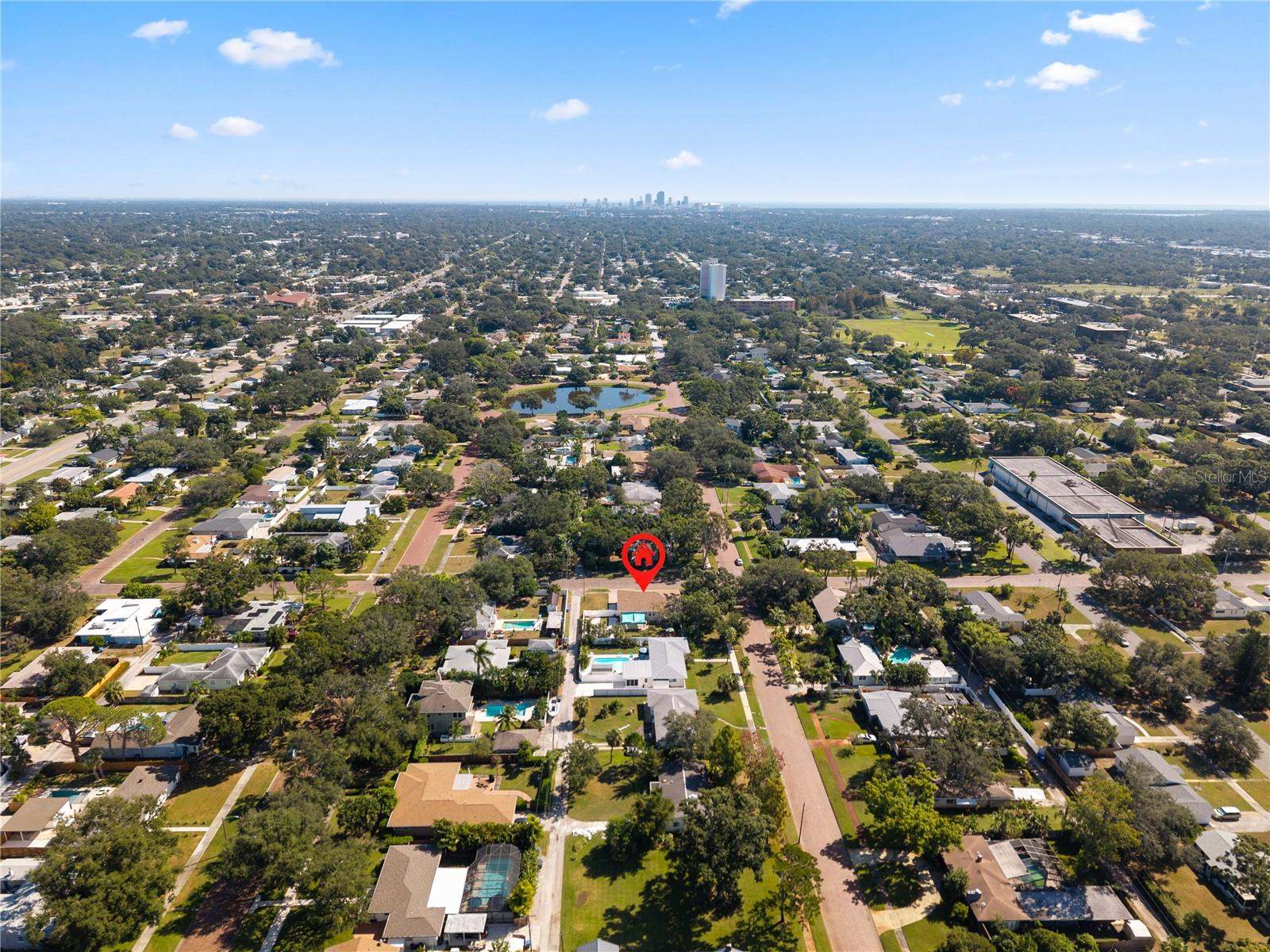 300 62ND Street North, Saint Petersburg, FL 33710