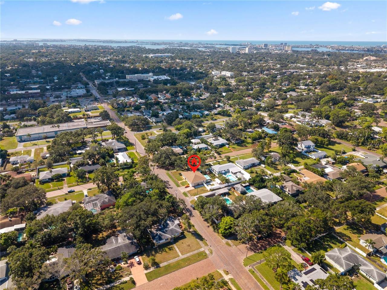 300 62ND Street North, Saint Petersburg, FL 33710