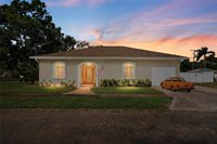 300 62ND Street North, Saint Petersburg, FL 33710