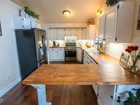 1323 Manchester Drive, Montrose, CO 81401