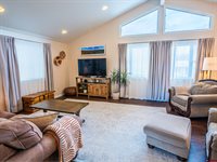 1323 Manchester Drive, Montrose, CO 81401