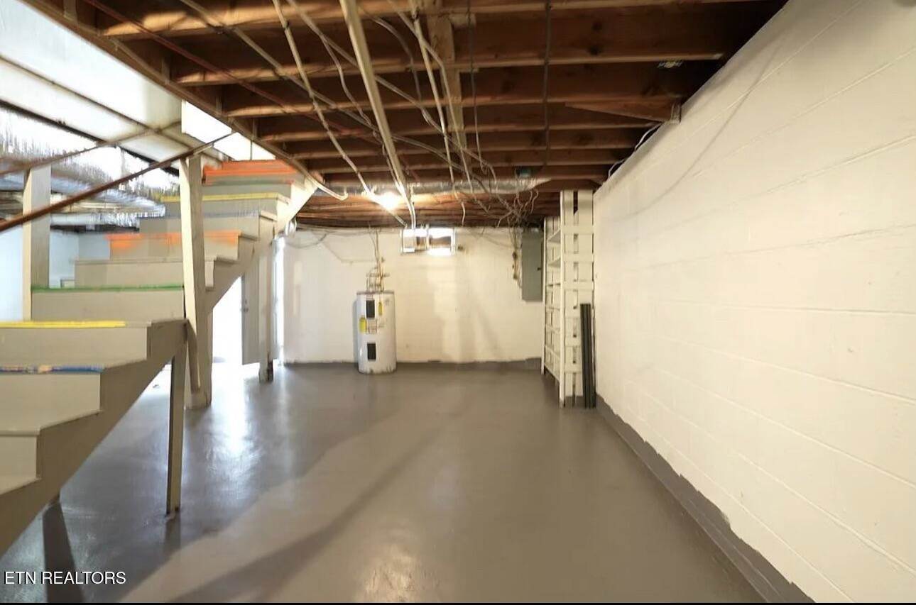 6619 Highway 360, Tellico Plains, TN 37385