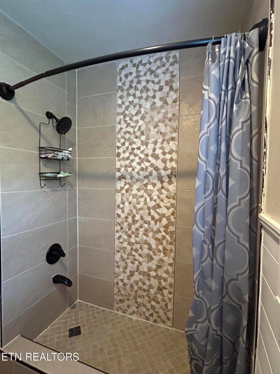 6619 Highway 360, Tellico Plains, TN 37385