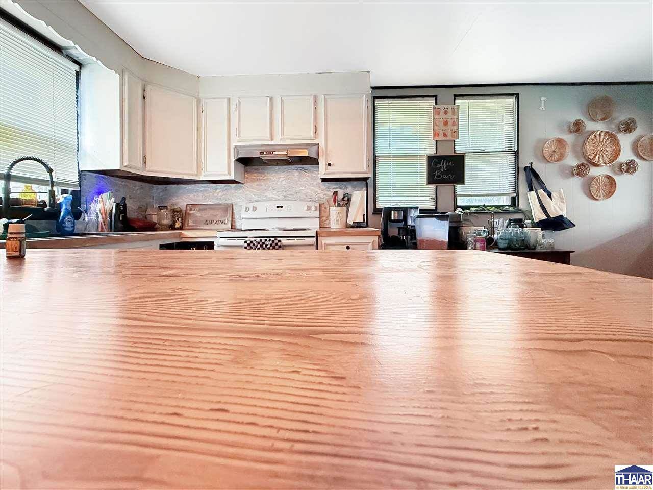 269 NE 6, Linton, IN 47441