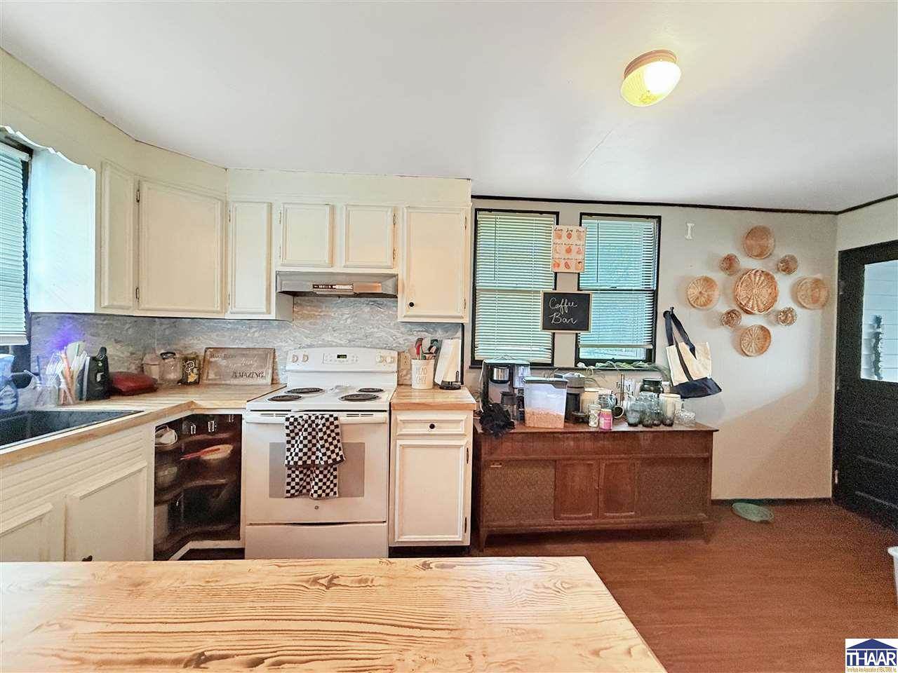 269 NE 6, Linton, IN 47441