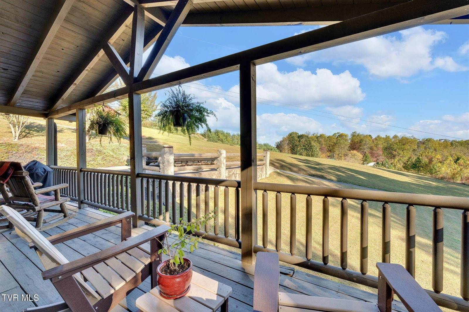 239 Old Lacy Hollow Road Road, Elizabethton, TN 37643