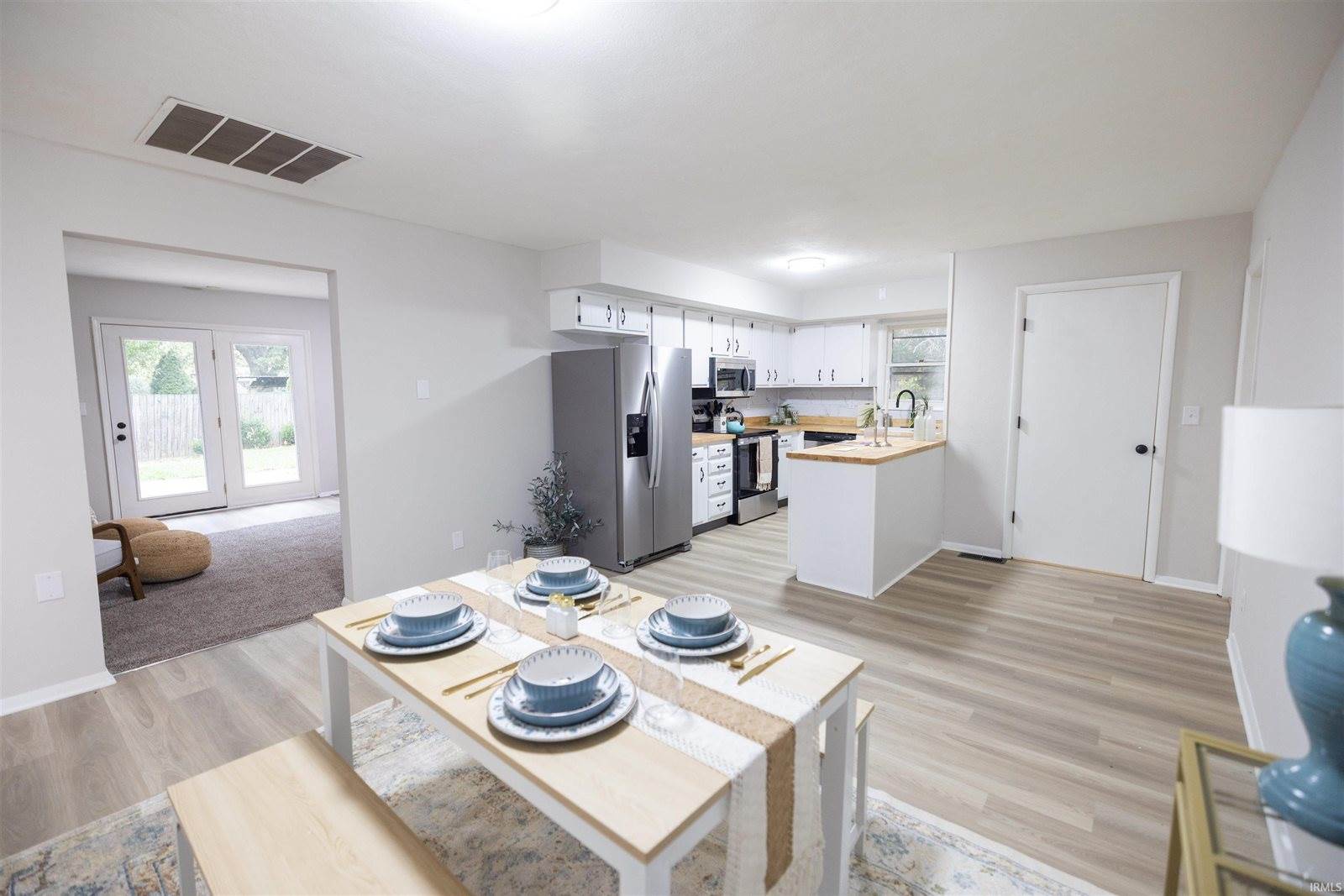 4001 S Whitney Road, Selma, IN 47383