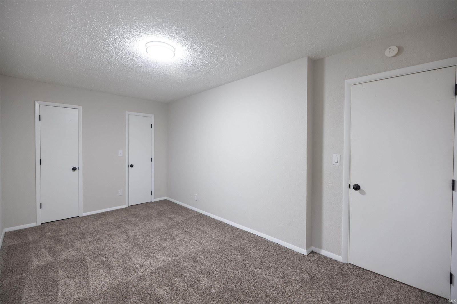 4001 S Whitney Road, Selma, IN 47383