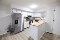 4001 S Whitney Road, Selma, IN 47383