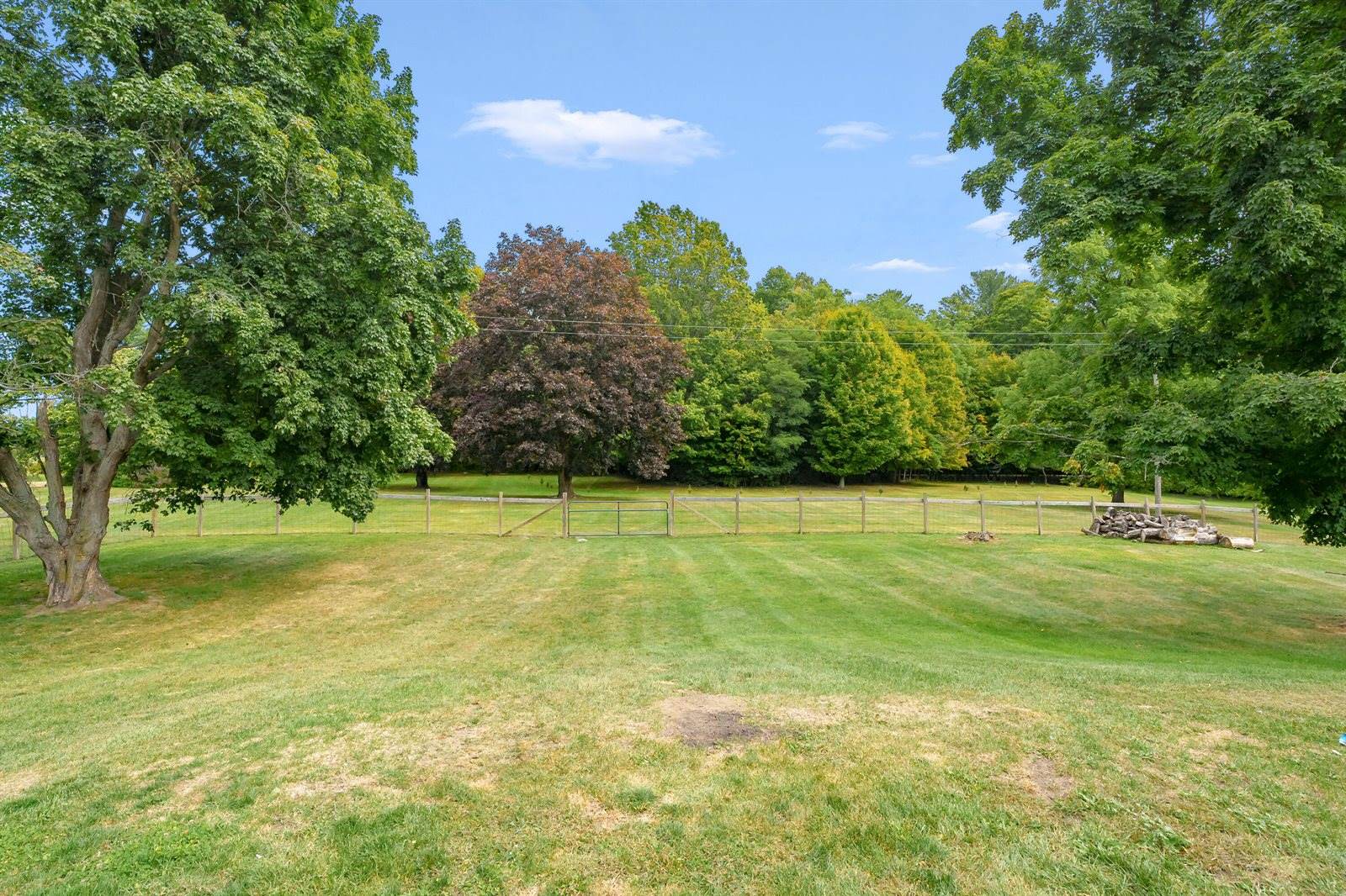 47727 West Baseline Road, Grand Junction, MI 49056