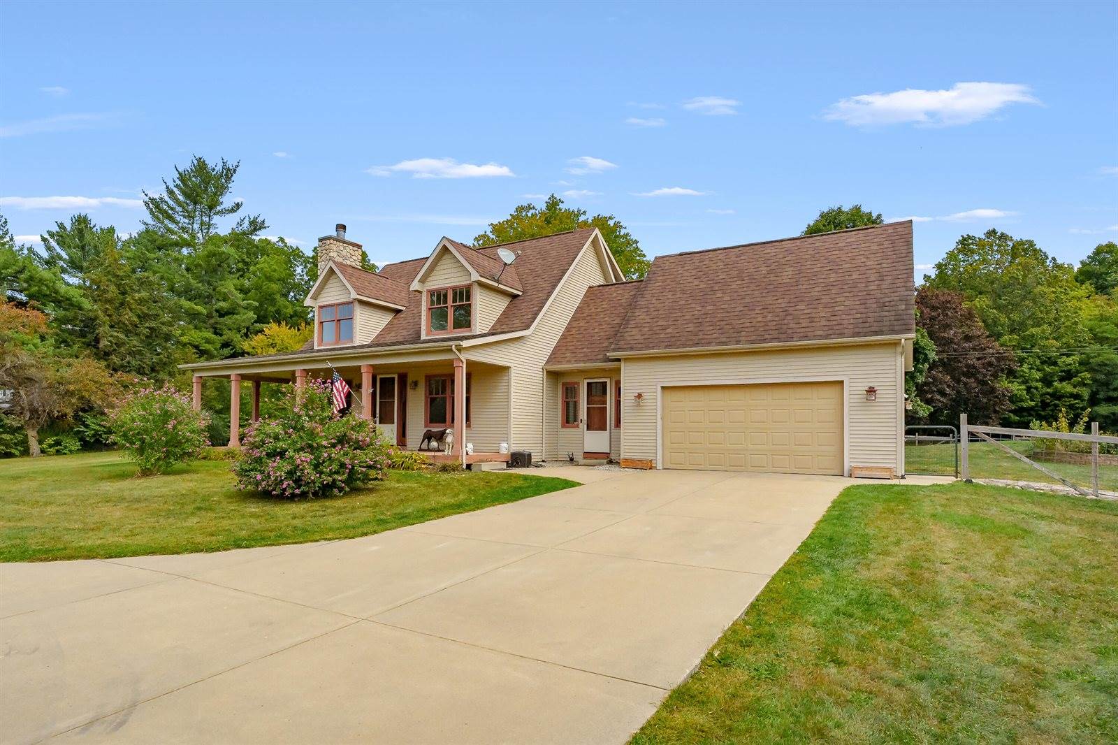 47727 West Baseline Road, Grand Junction, MI 49056