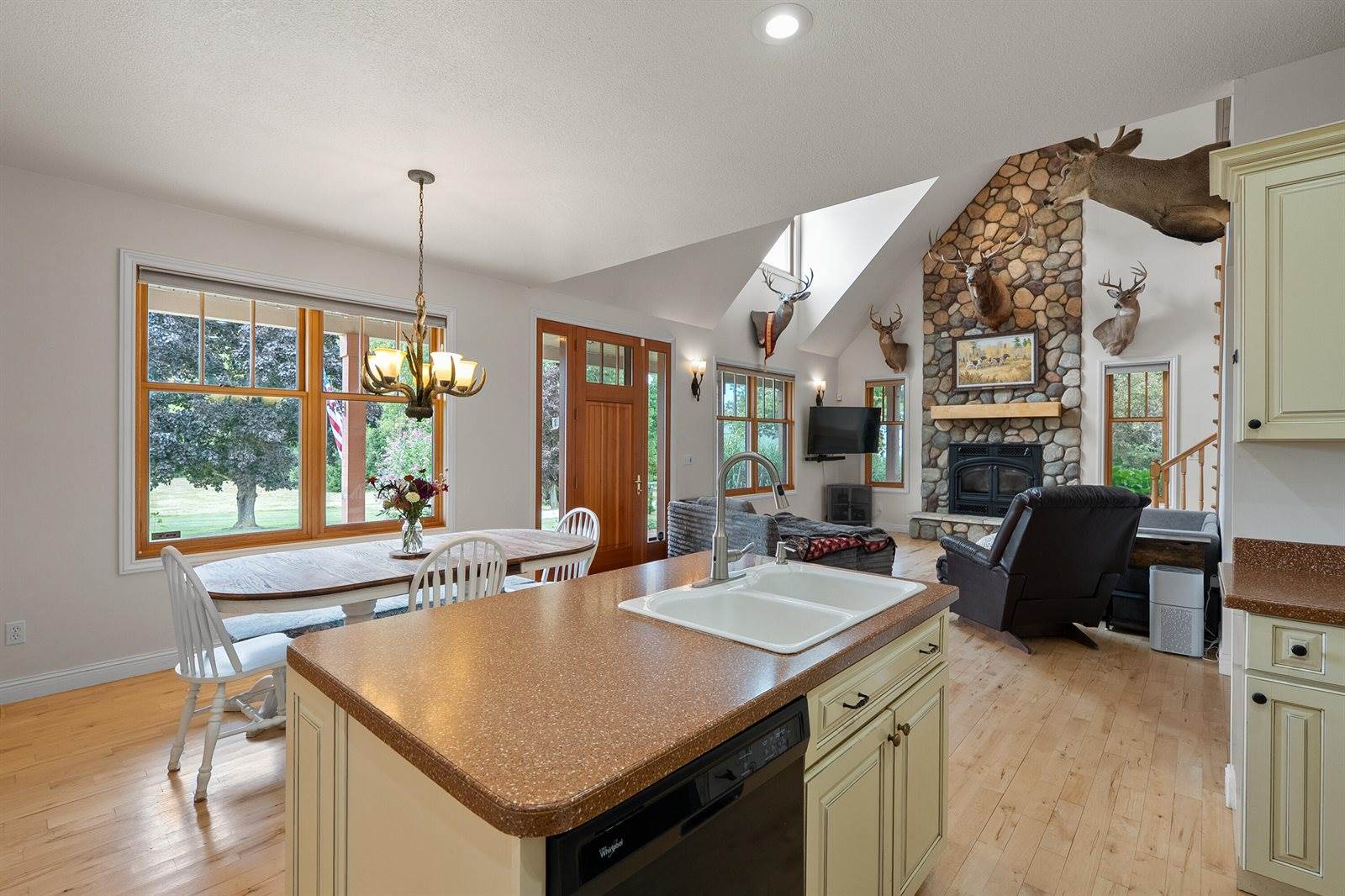 47727 West Baseline Road, Grand Junction, MI 49056