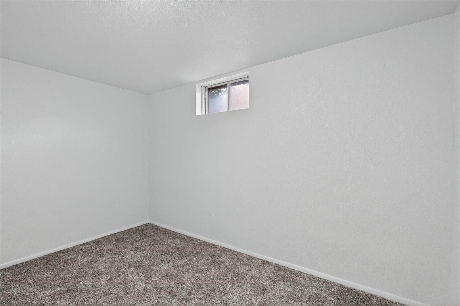 325 Washington Street, American Falls, ID 83211