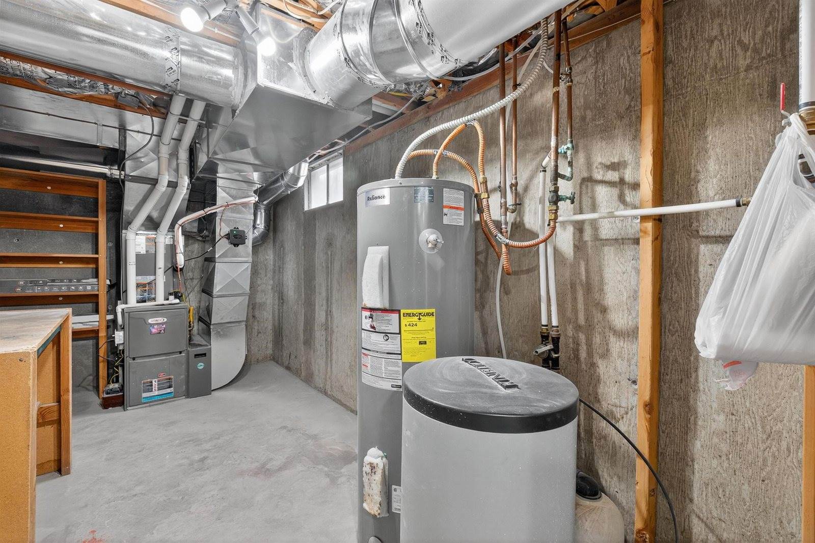 325 Washington Street, American Falls, ID 83211