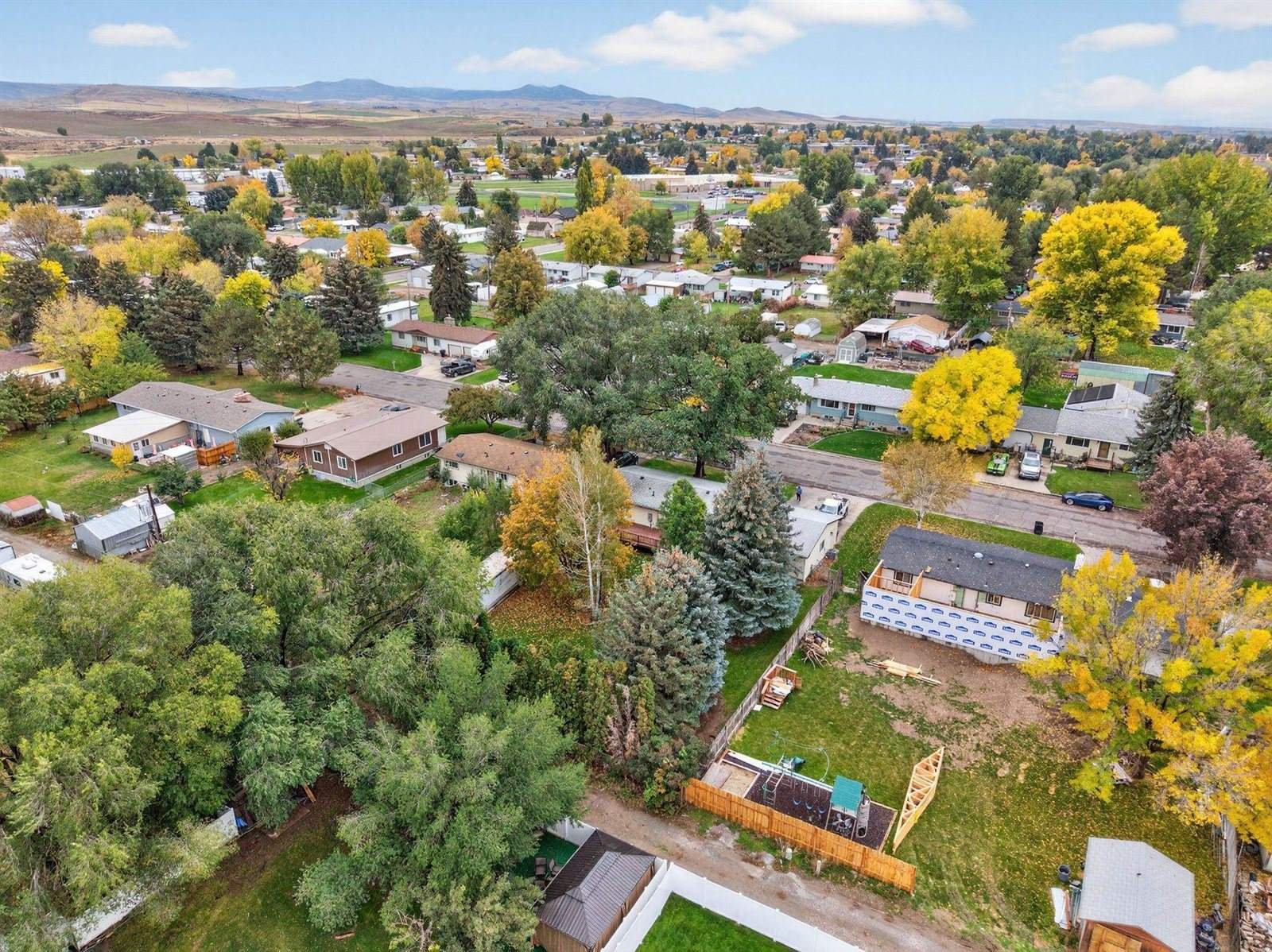 325 Washington Street, American Falls, ID 83211