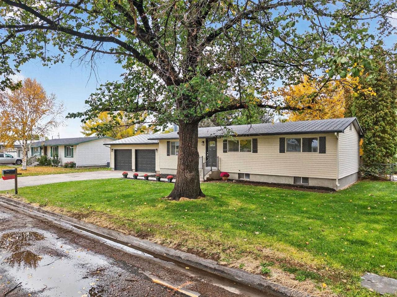 325 Washington Street, American Falls, ID 83211