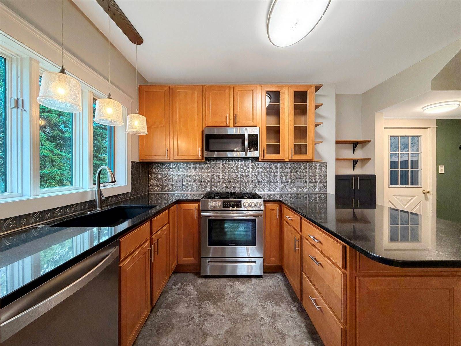 21 Washington Street, Caribou, ME 04736