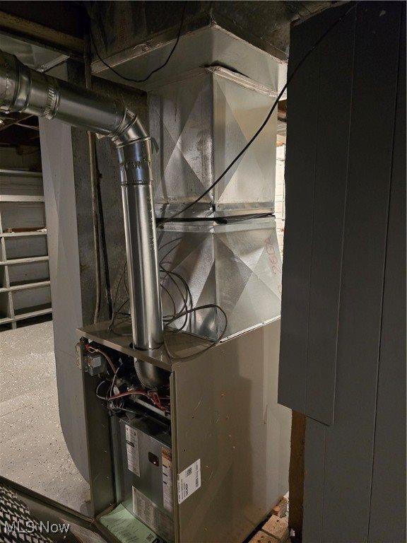 598 Cassius Avenue, Youngstown, OH 44505