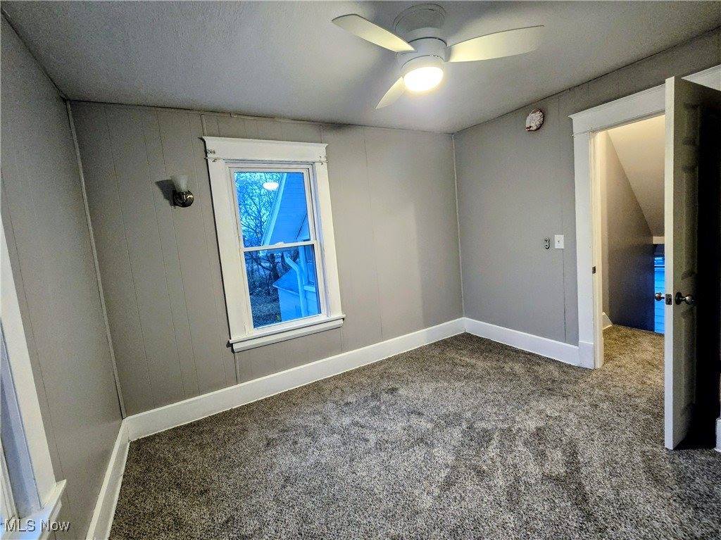 598 Cassius Avenue, Youngstown, OH 44505