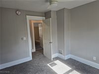 598 Cassius Avenue, Youngstown, OH 44505