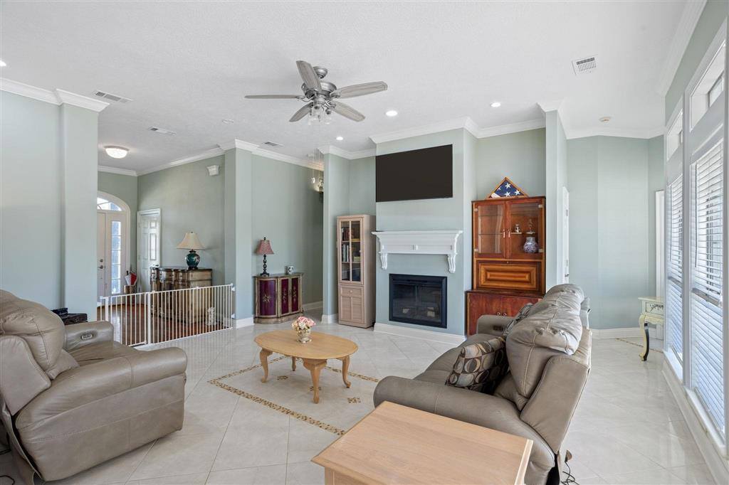 1647 Hollow Cove Ln Lane, Lake Charles, LA 70611