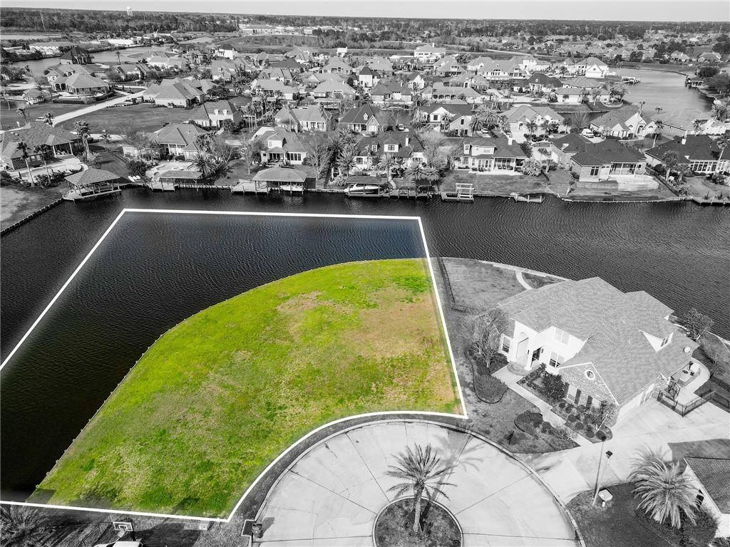 511 Logan Island Court, Slidell, LA 70458