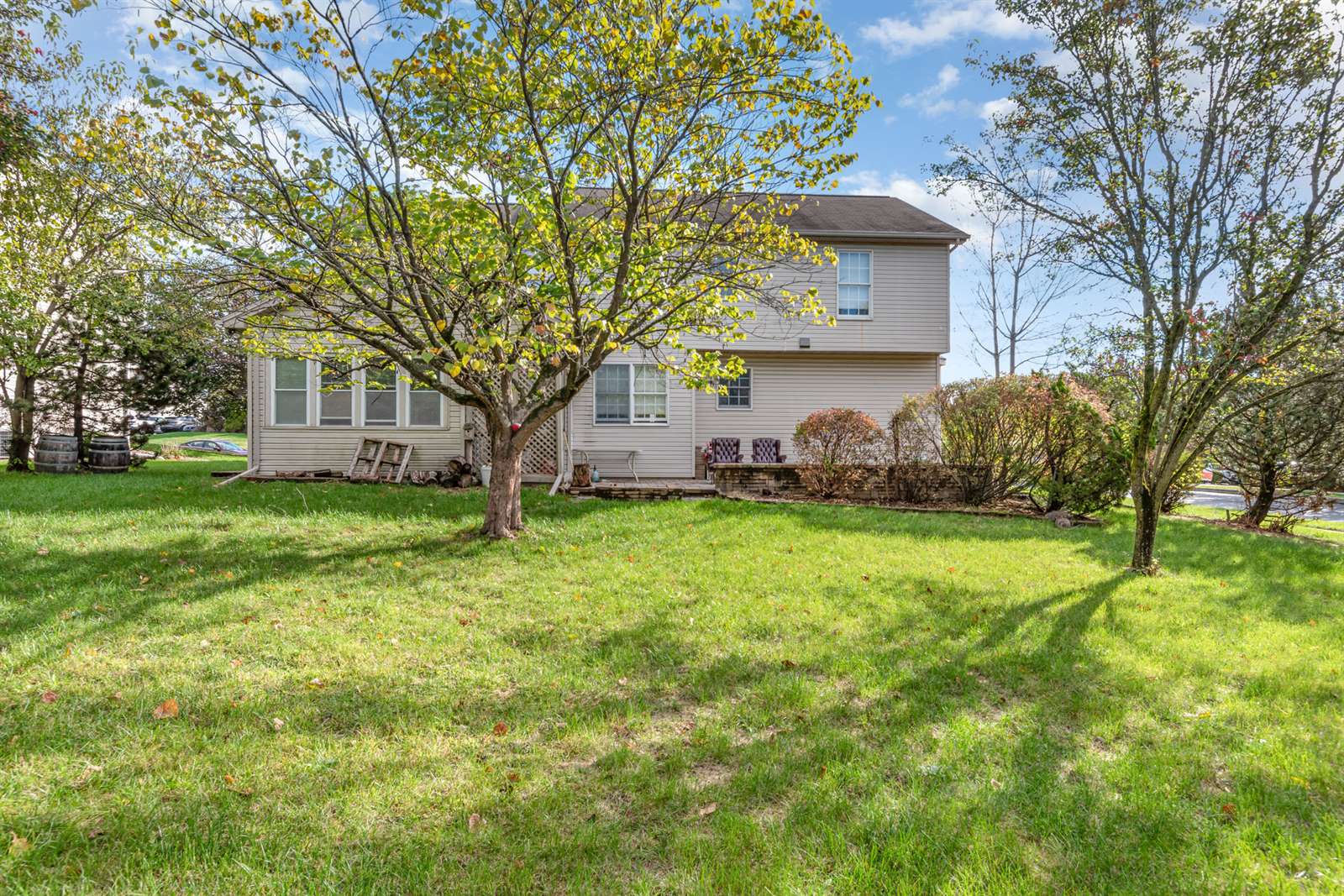 1501 Dalkeith Dr, Mechanicsburg, PA 17050