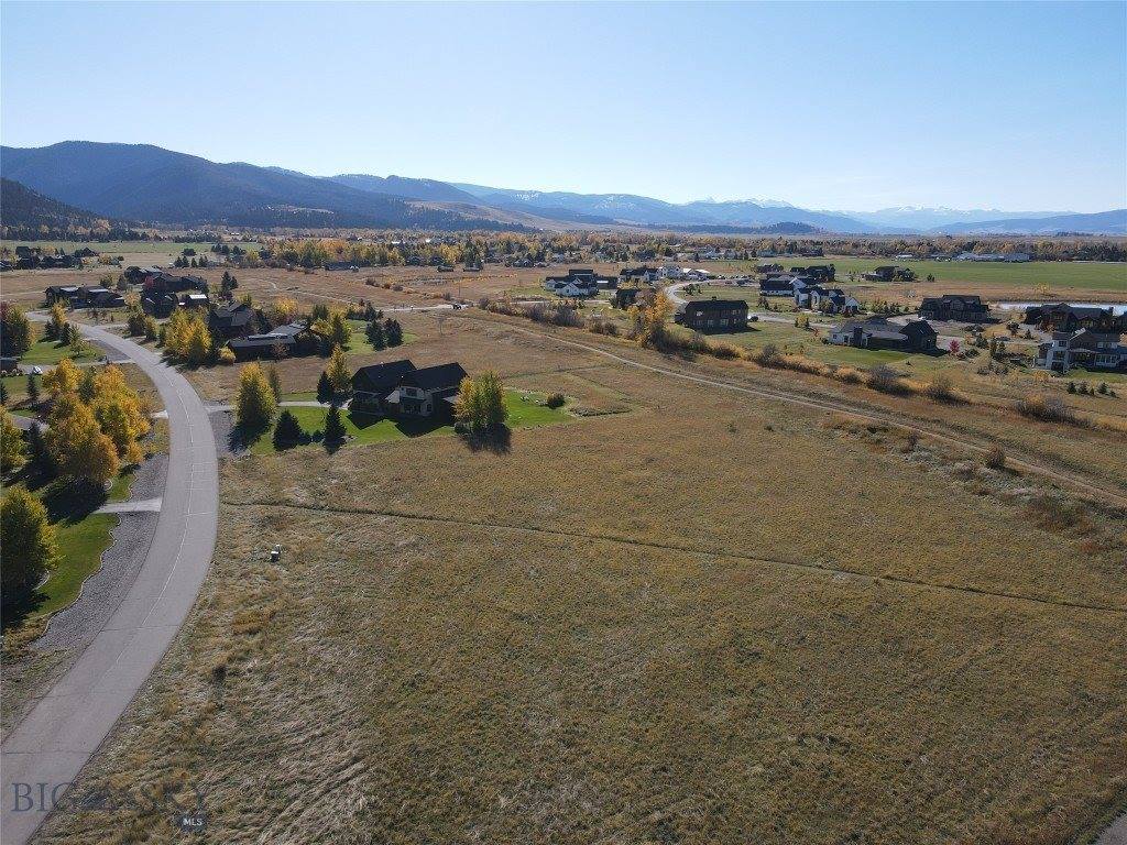 606 Hyalite View Drive, Bozeman, MT 59718