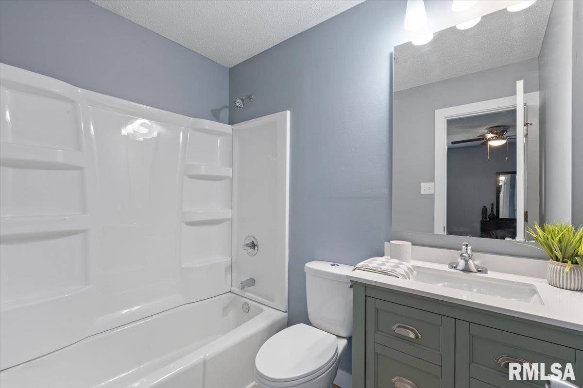 3518 West Garfield Street, Davenport, IA 52804