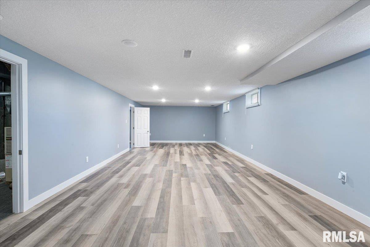 3518 West Garfield Street, Davenport, IA 52804