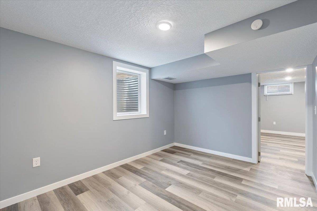 3518 West Garfield Street, Davenport, IA 52804