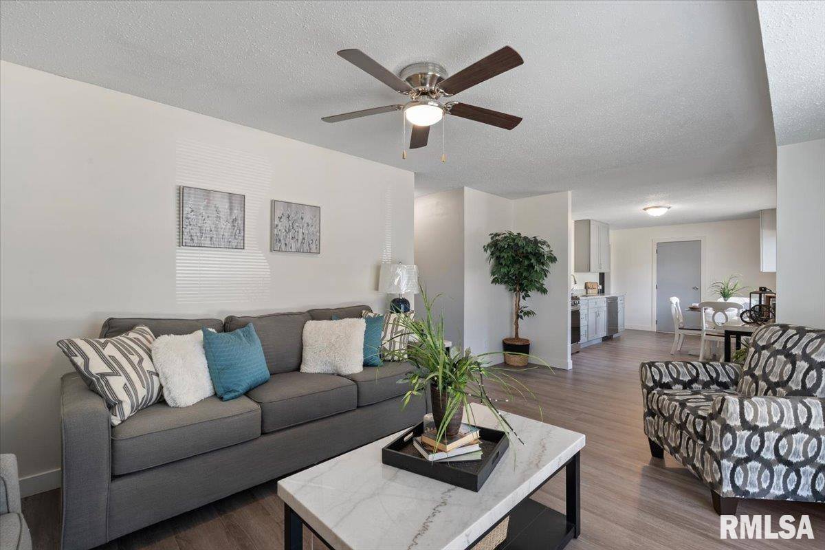 3518 West Garfield Street, Davenport, IA 52804