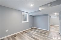 3518 West Garfield Street, Davenport, IA 52804