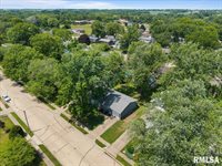 3518 West Garfield Street, Davenport, IA 52804