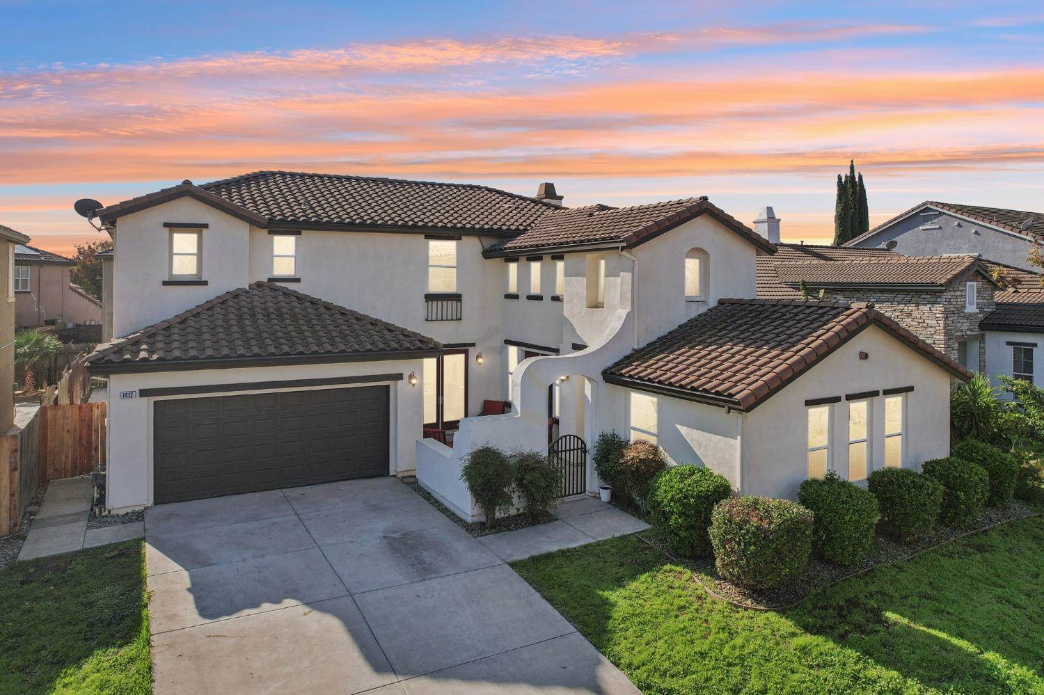 1412 Cliff Swallow Drive, Patterson, CA 95363