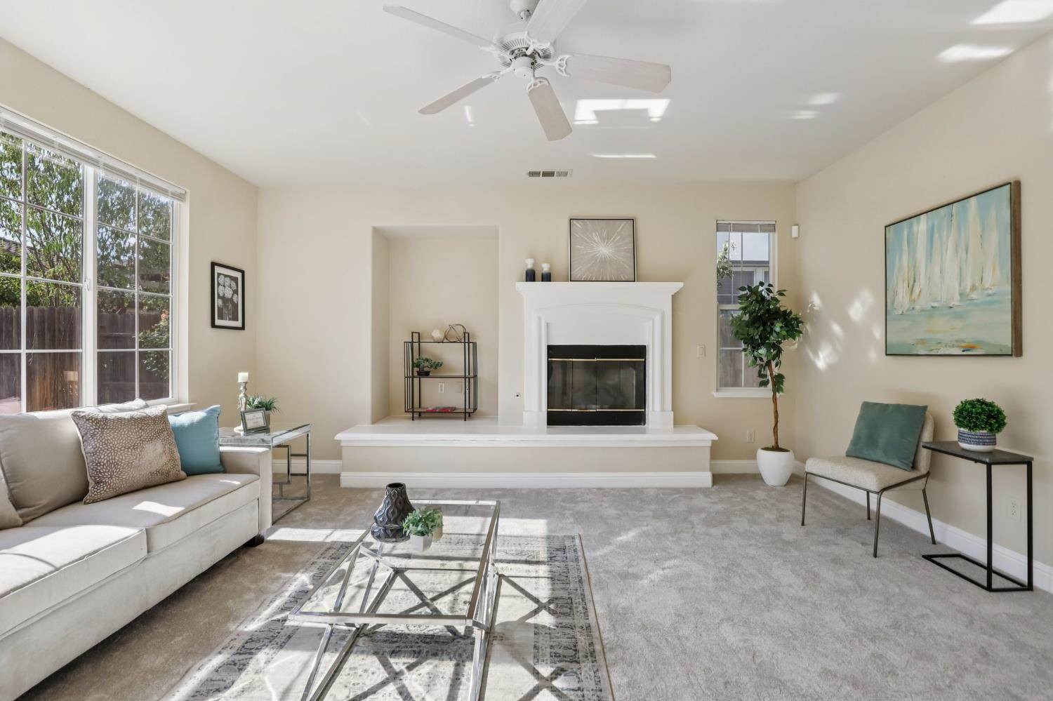 1412 Cliff Swallow Drive, Patterson, CA 95363