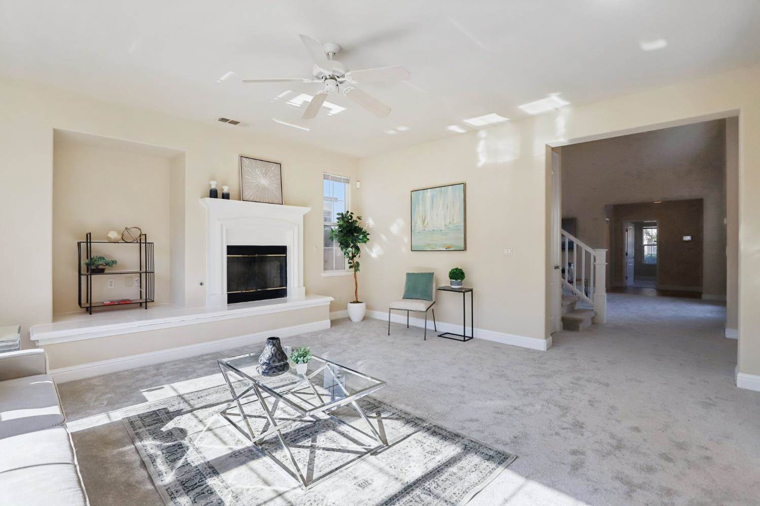 1412 Cliff Swallow Drive, Patterson, CA 95363