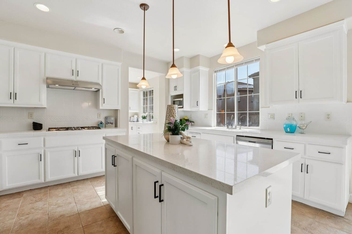 1412 Cliff Swallow Drive, Patterson, CA 95363