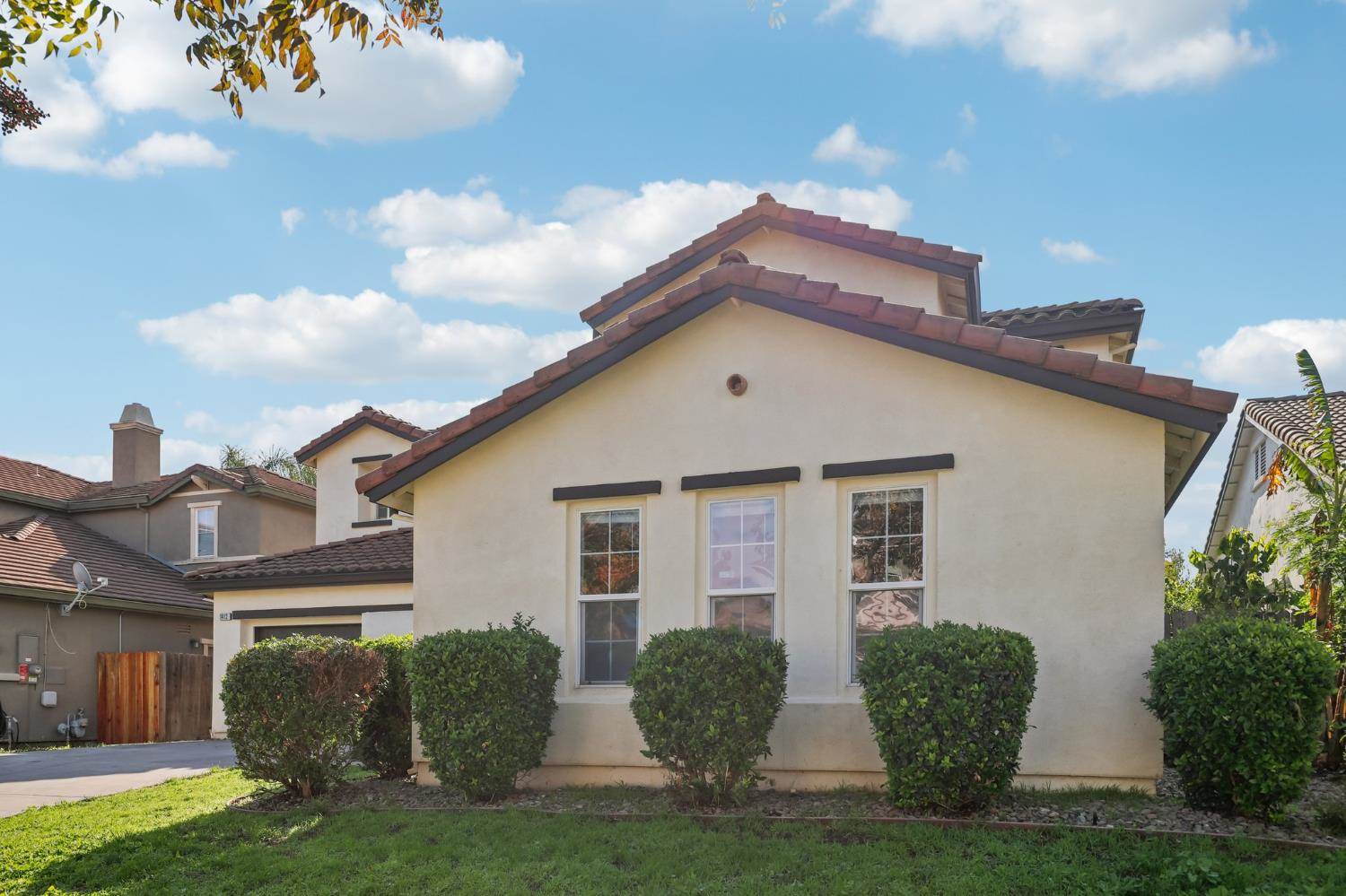 1412 Cliff Swallow Drive, Patterson, CA 95363