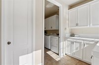 1412 Cliff Swallow Drive, Patterson, CA 95363