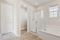 1412 Cliff Swallow Drive, Patterson, CA 95363