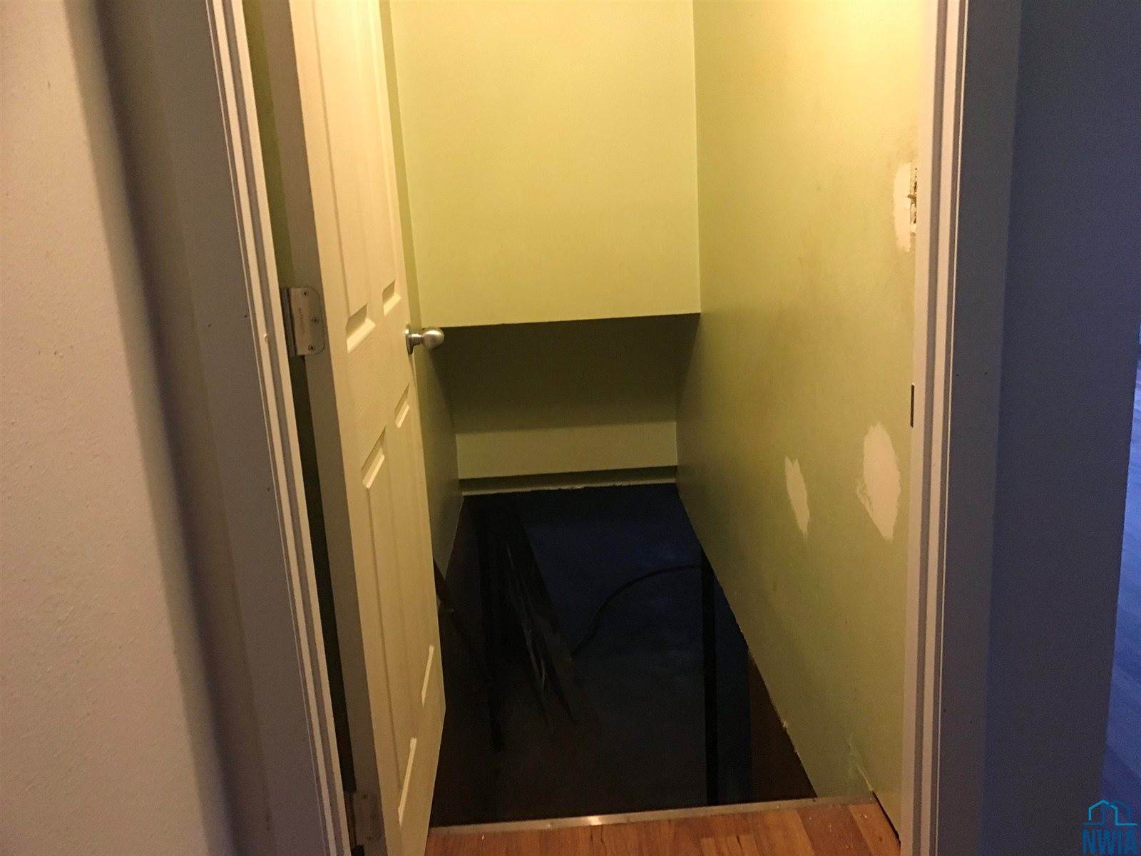 18546 140th St, Akron, IA 51001