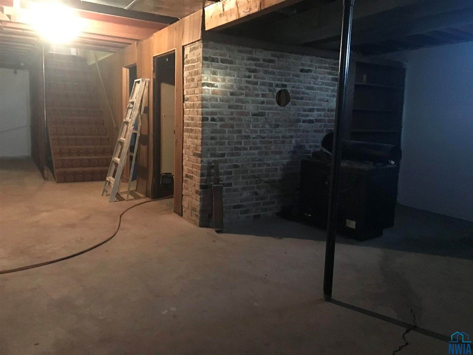 18546 140th St, Akron, IA 51001